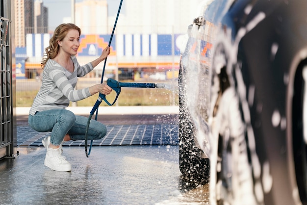 como lavar el auto con hidrolavadora